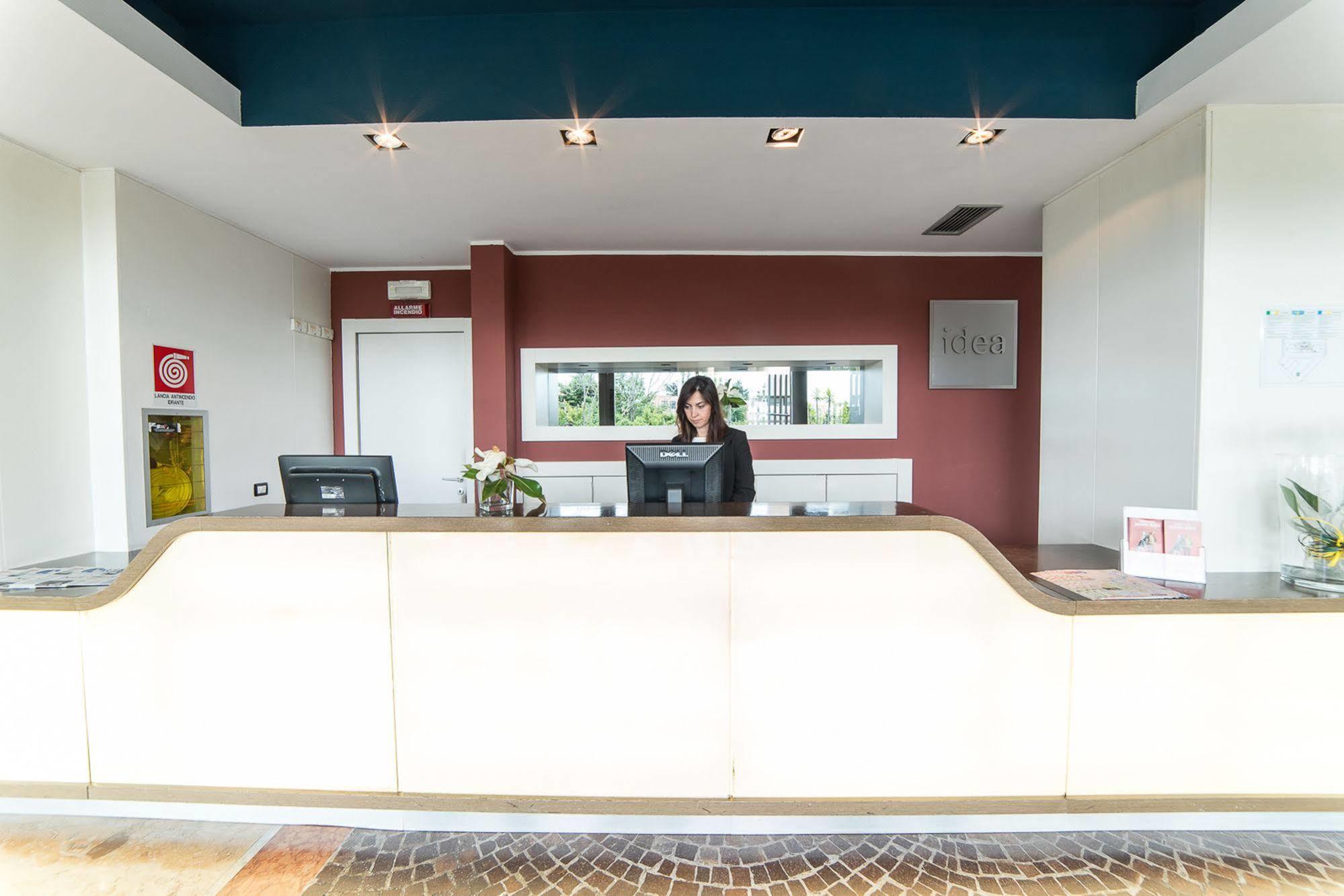 Sotel Nomentana Roma Esterno foto
